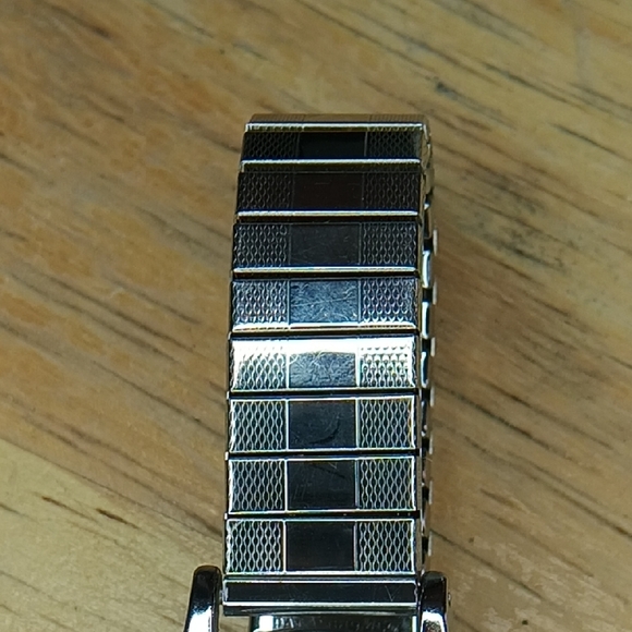 Vintage Swiss Victorinox Lancer 200 Home Plate Bezel Stainless Steel 33mm case - Picture 12 of 12